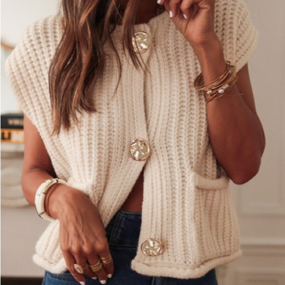 Elegant Cream Knit Sweater Vest